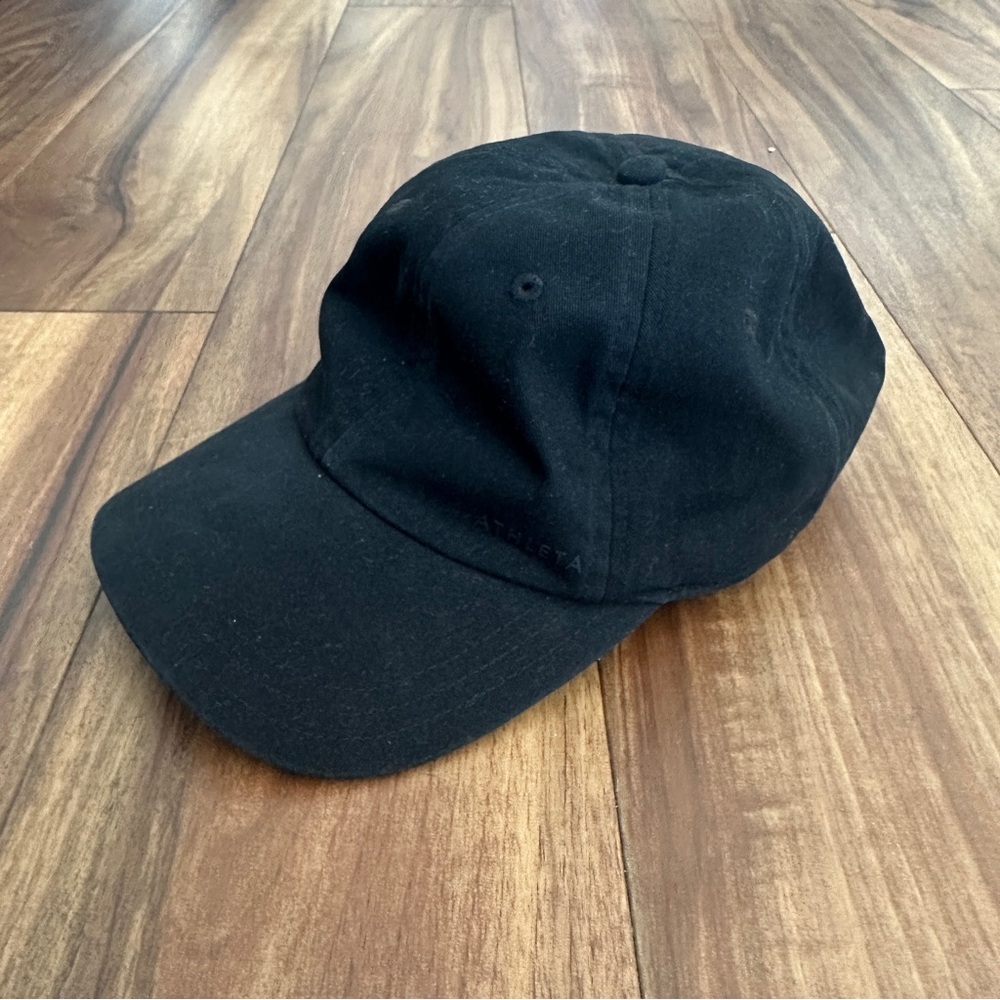 Athleta Relaxed Cap - Black